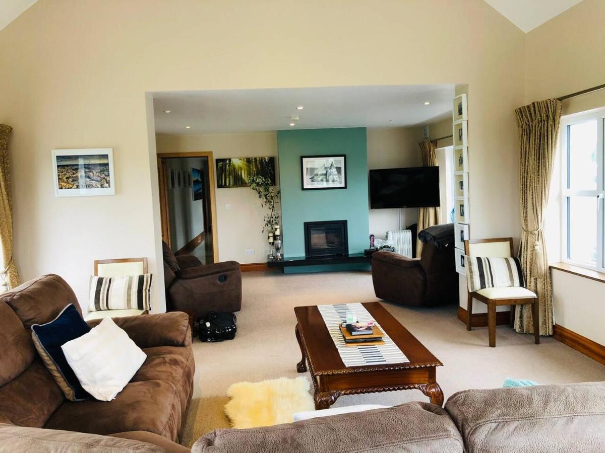 Connemara. 3 Bedroom, 8 Bed, Holiday Home 골웨이 외부 사진