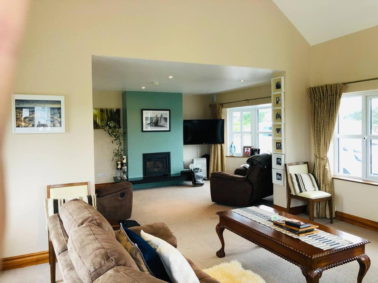 Connemara. 3 Bedroom, 8 Bed, Holiday Home 골웨이 외부 사진