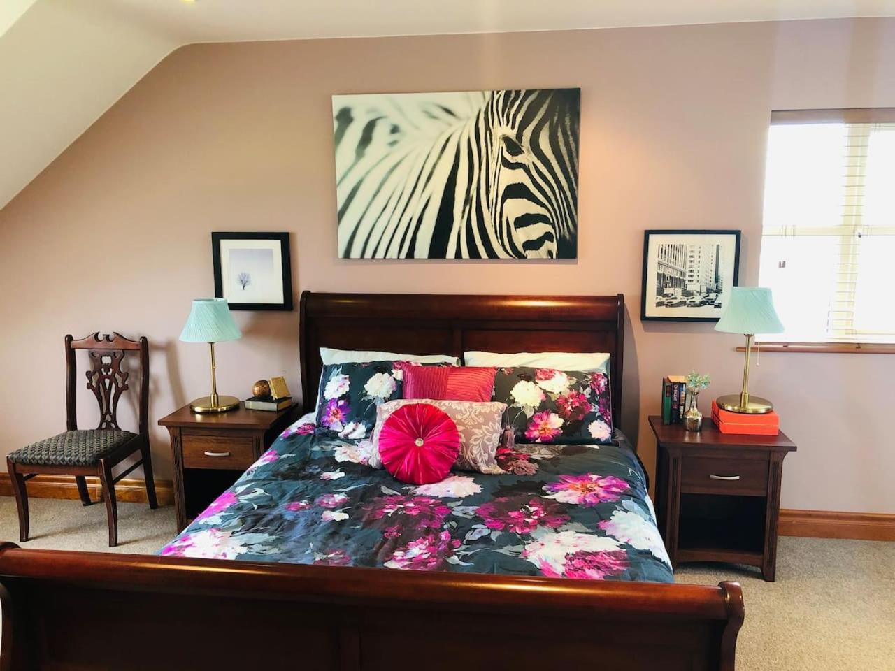 Connemara. 3 Bedroom, 8 Bed, Holiday Home 골웨이 외부 사진